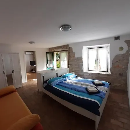 Apartma Fiorina Secovlje